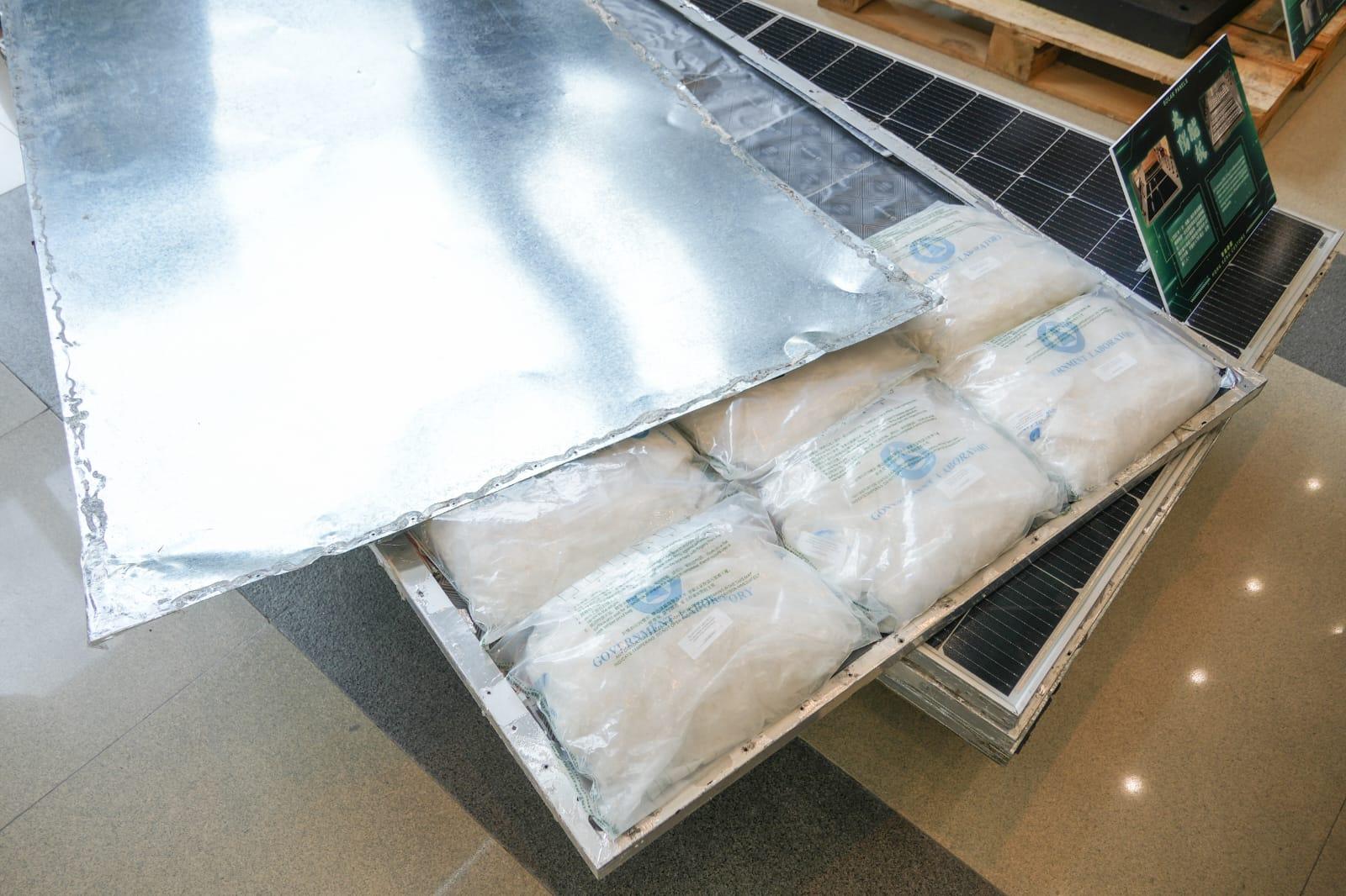 海關總結去年工作,當檢檢量私煙及毒品量按年激增七成。(李睿哲攝)