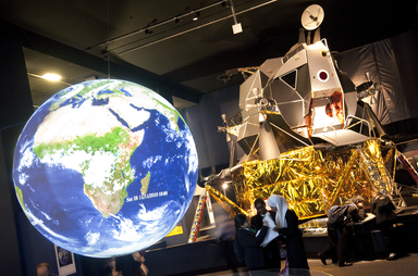 天文愛好者可參與由英國Science Museum Group帶領的「走訪倫敦科學博物館的宇宙迴廊」。