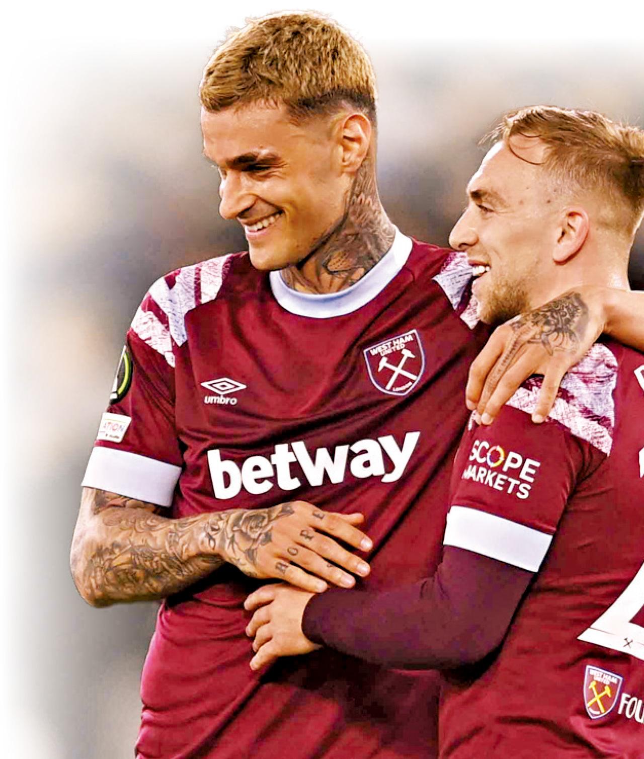 施卡馬卡 查洛保雲