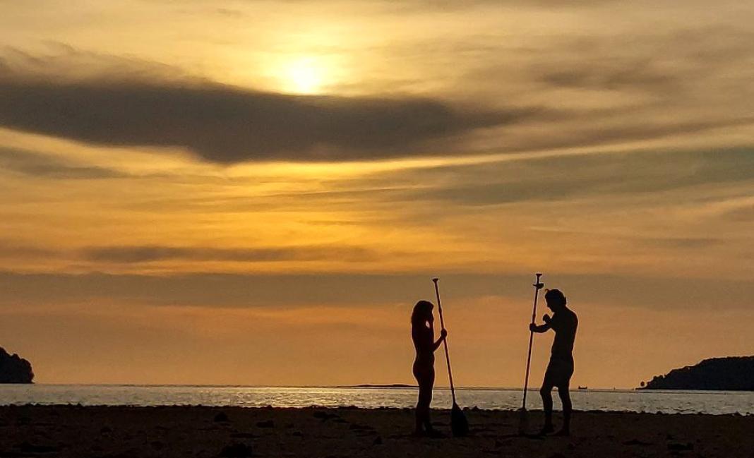 【85折】馬來西亞沙巴亞庇|丹絨亞路海灘|日出/日落期間站立槳板體驗