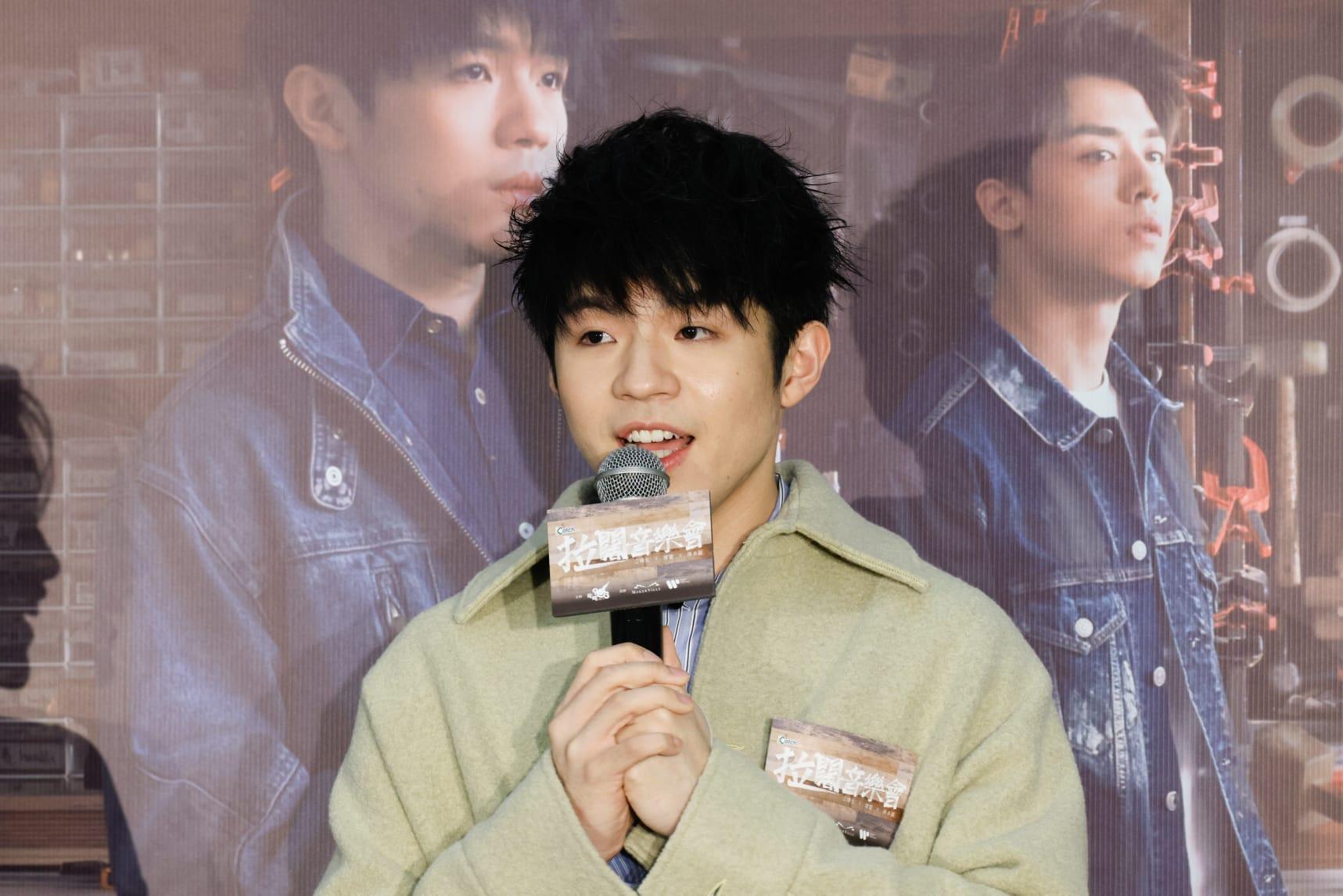 陳卓賢、江𤒹生、陳蕾現身銅鑼灣時代廣場舉行的記者會。 (蘇文傑攝)