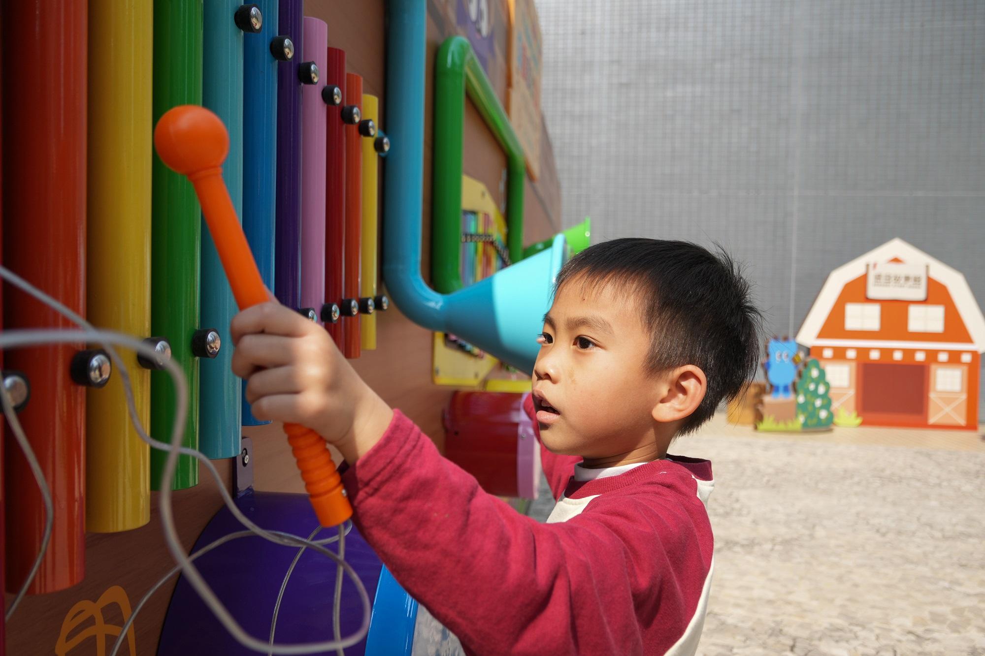 音樂小主牆 (Musical Wall)