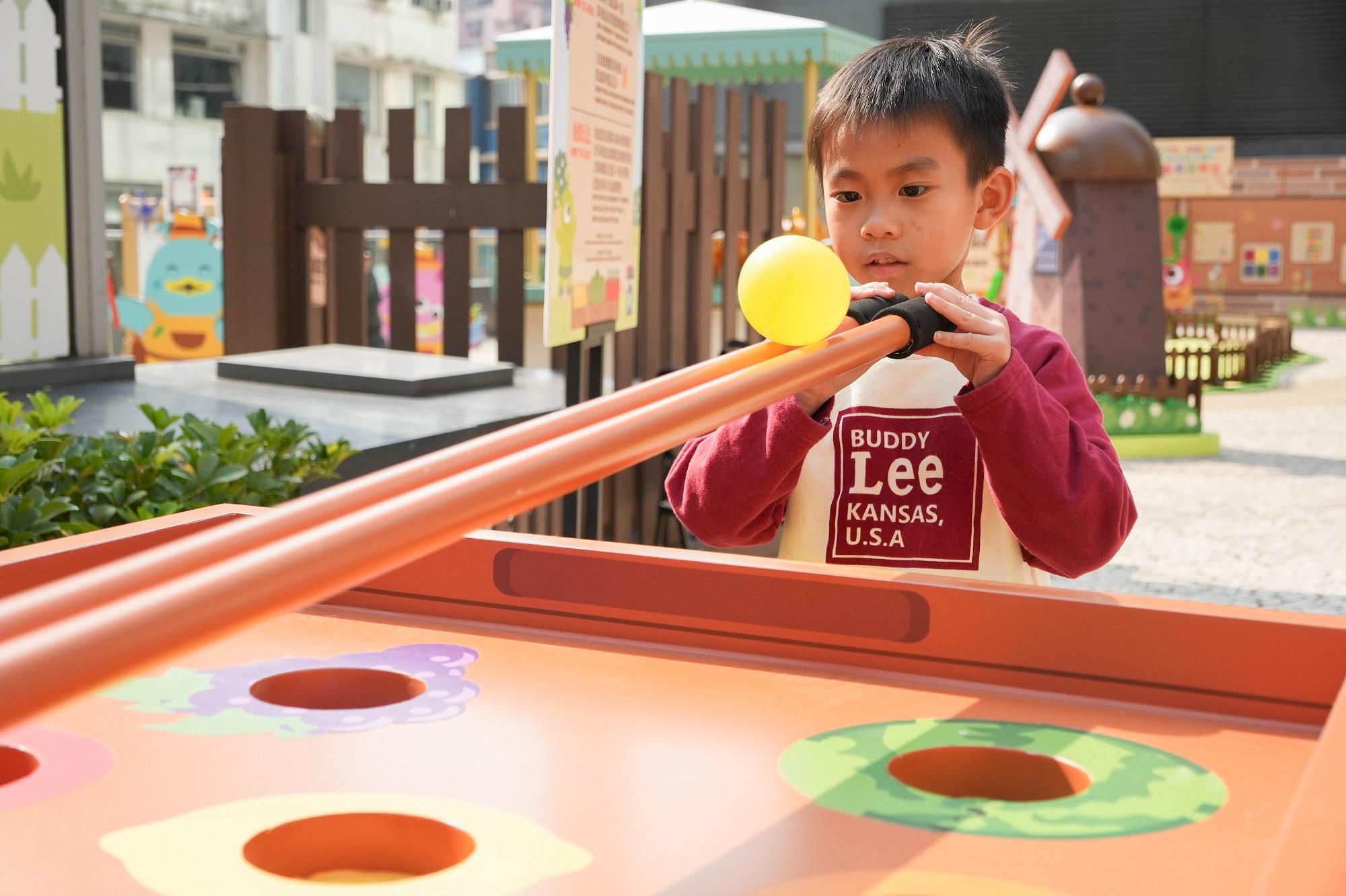 水果配對樂 (Color And Fruit Matching)