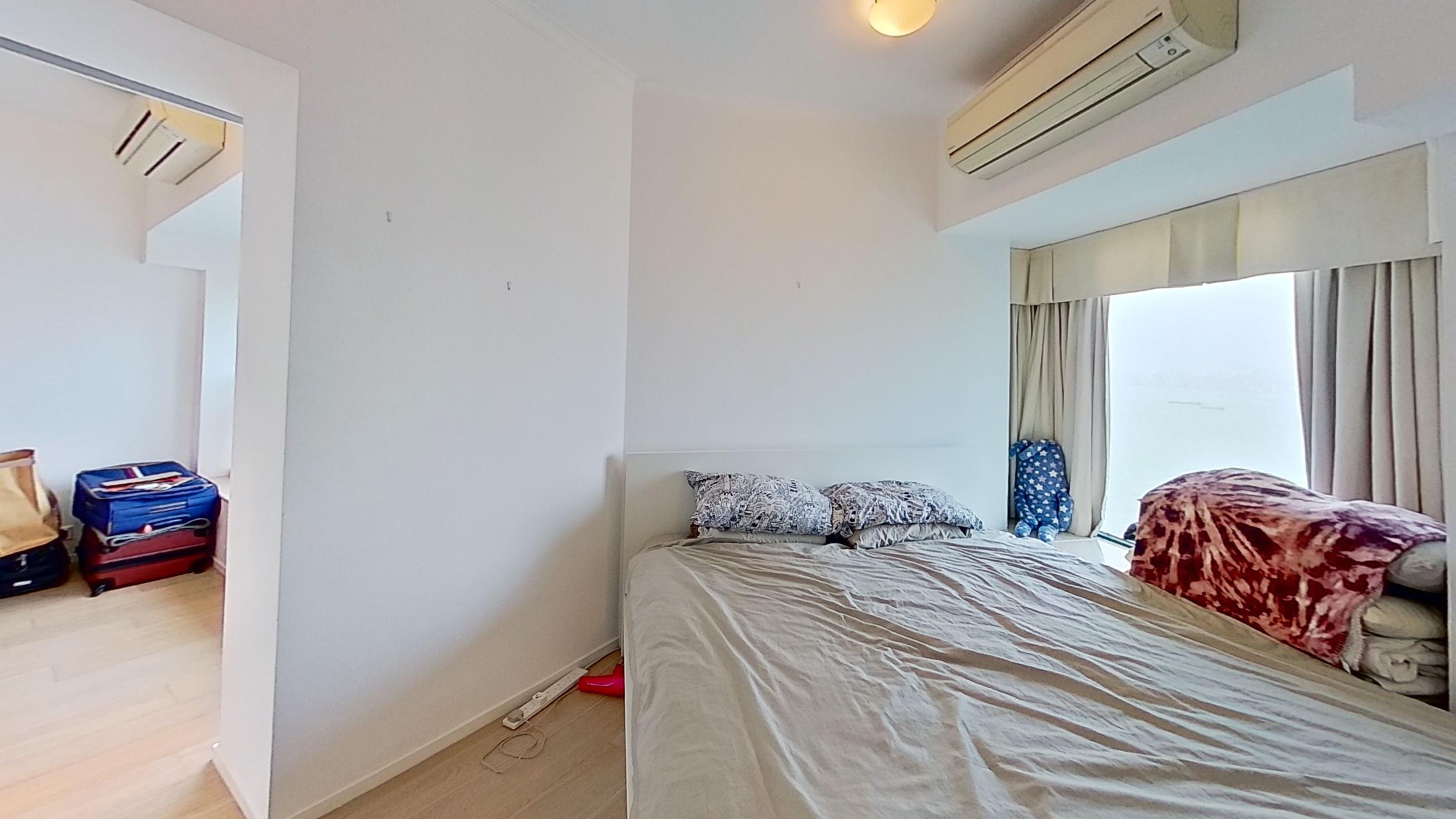 單位原裝為兩房,現改為一房間隔。