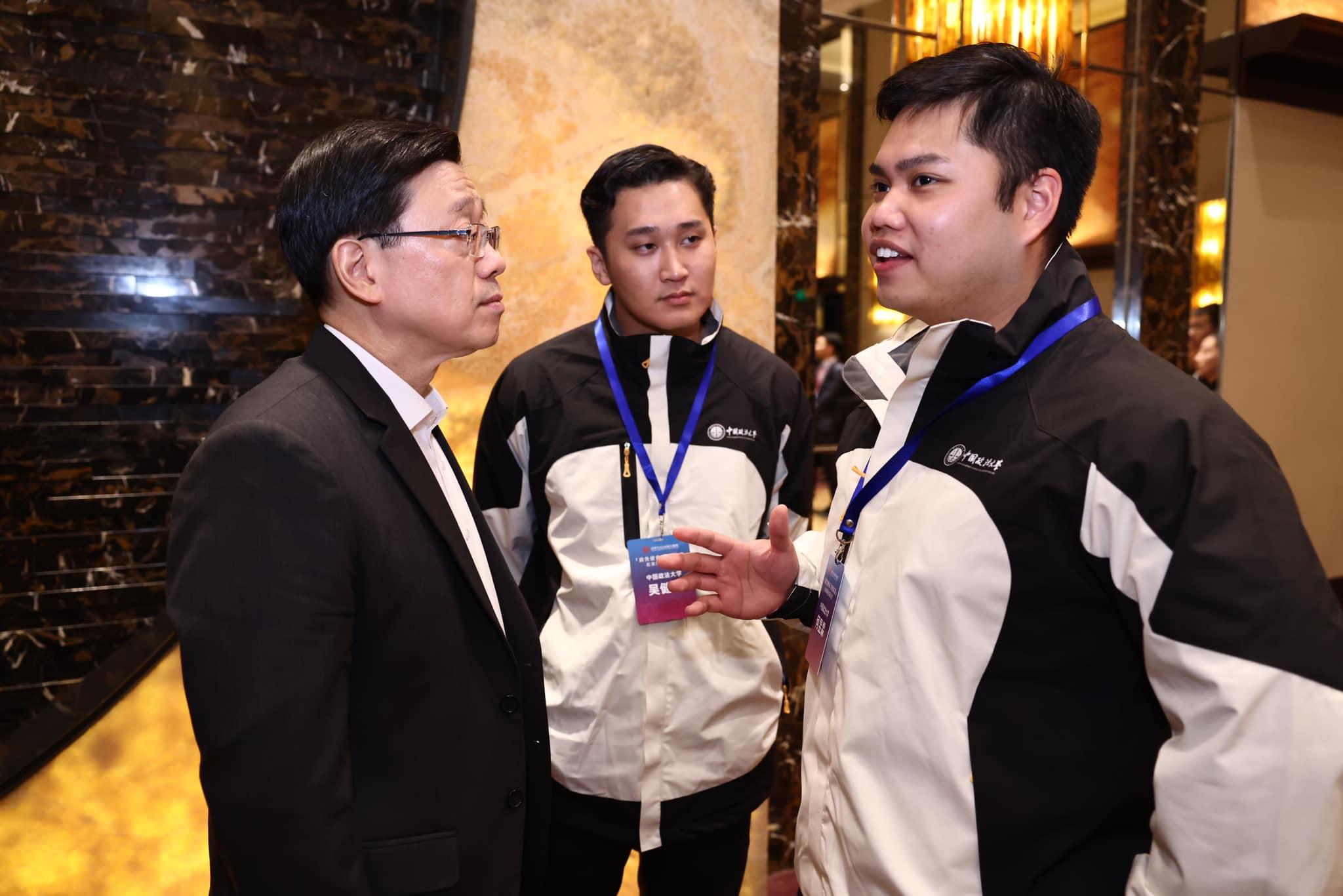 搶人才|研「高才通」納更多內地學校 李家超:在京港生應邀請內地朋友來港工作