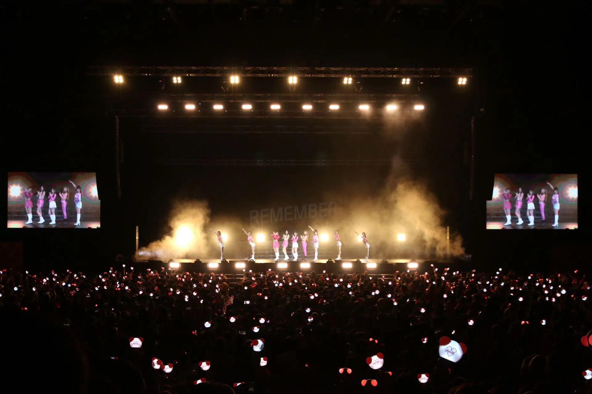 韓國女團Apink在九龍灣國際展貿中心STAR HALL舉行巡演香港站。