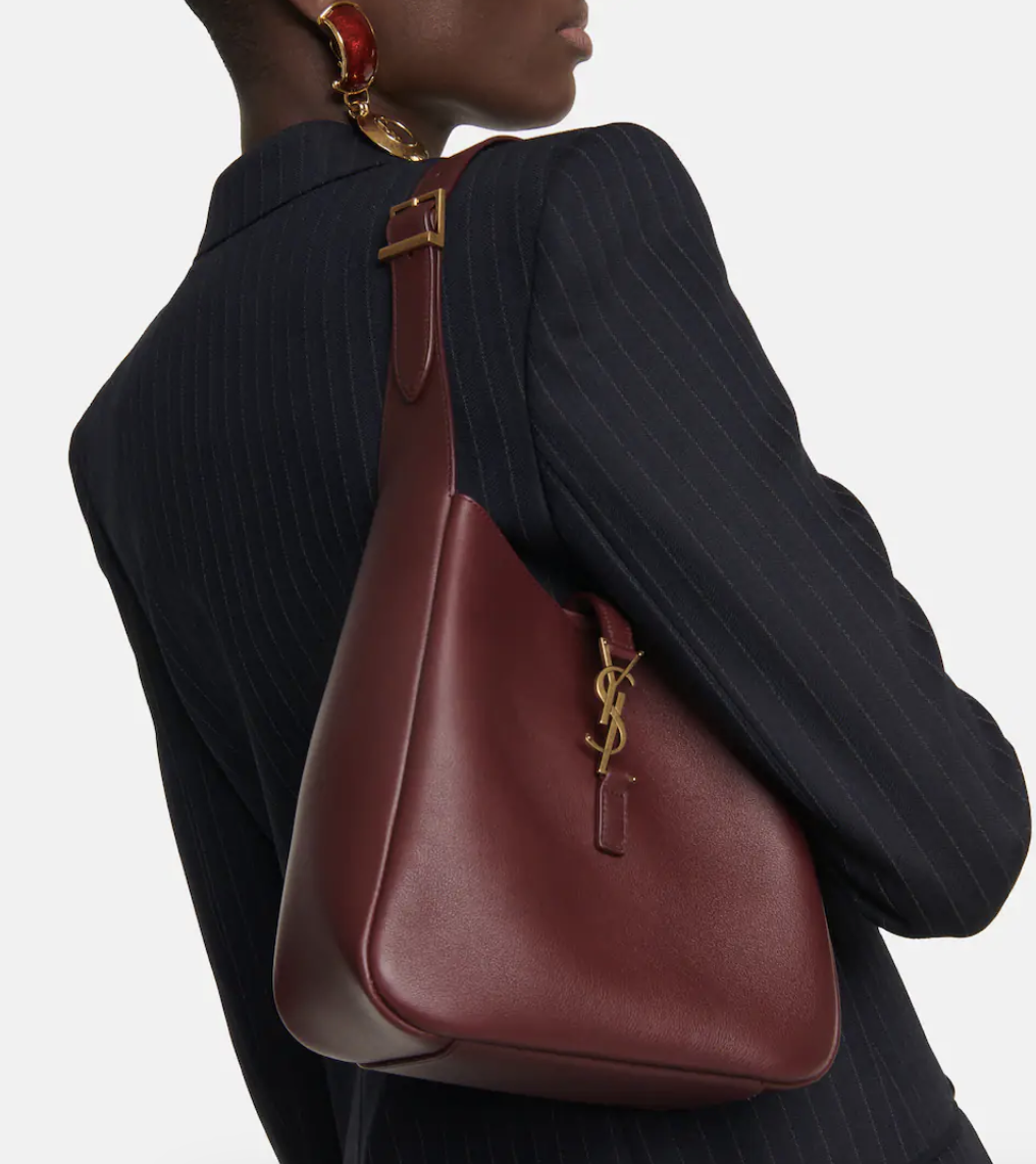 SAINT LAURENT Le 5 à 7 leather shoulder bag