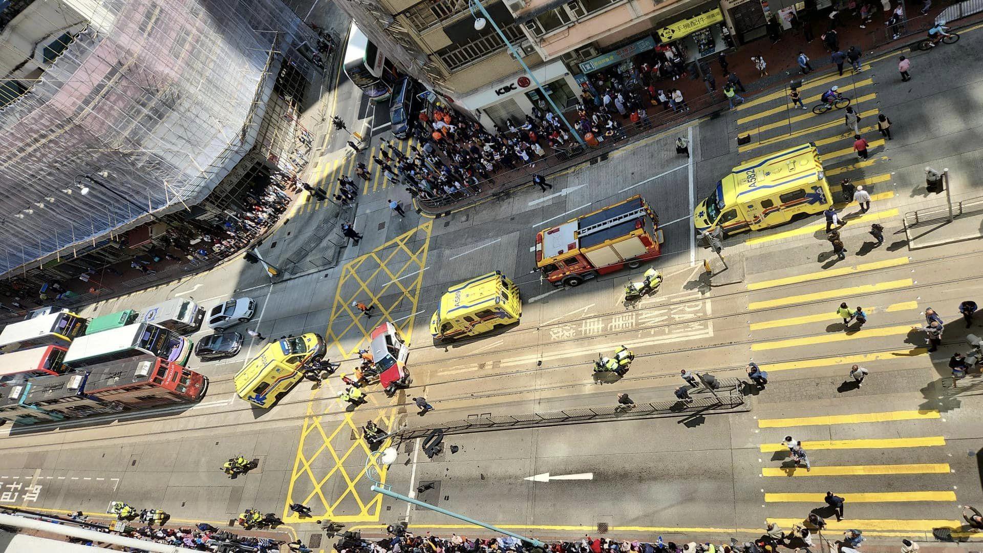 北角發生交通意外,最少五人受傷。(香港突發事故報料區FB)