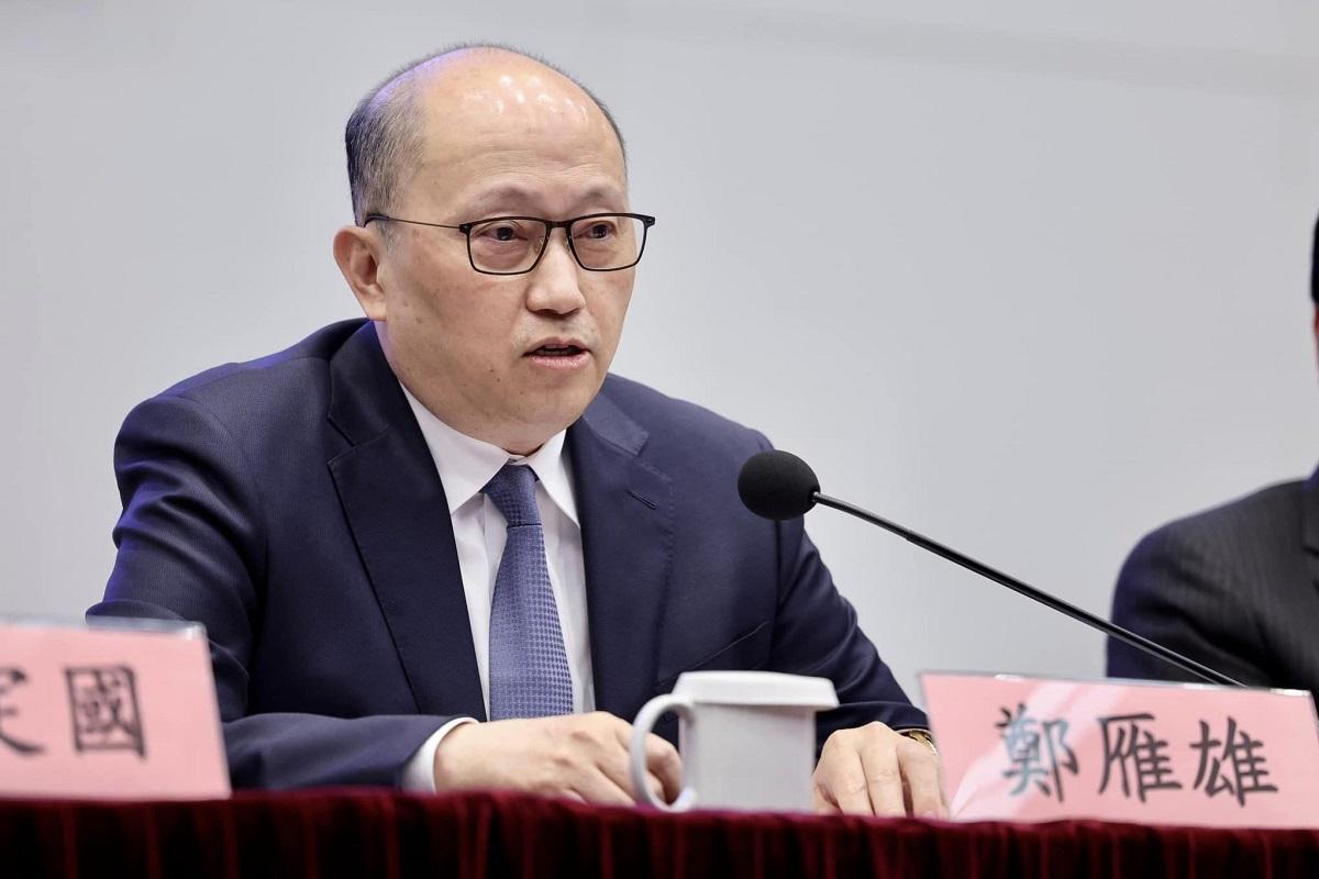 鄭雁雄在全國兩會精神座談會發言分享。(李家超FB)