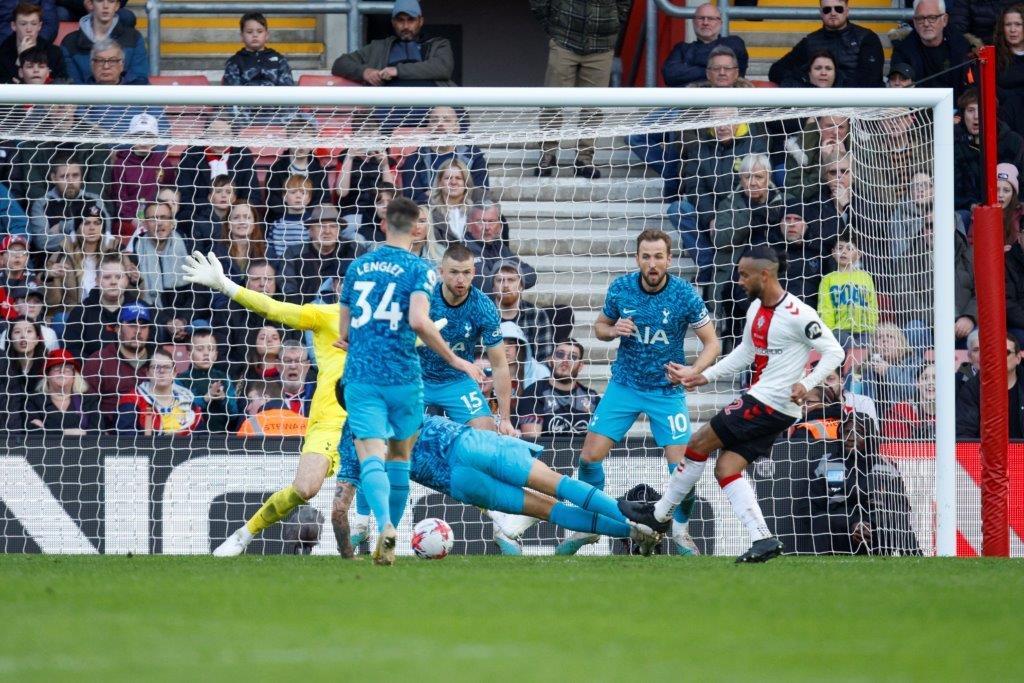 禾確特射成2比3