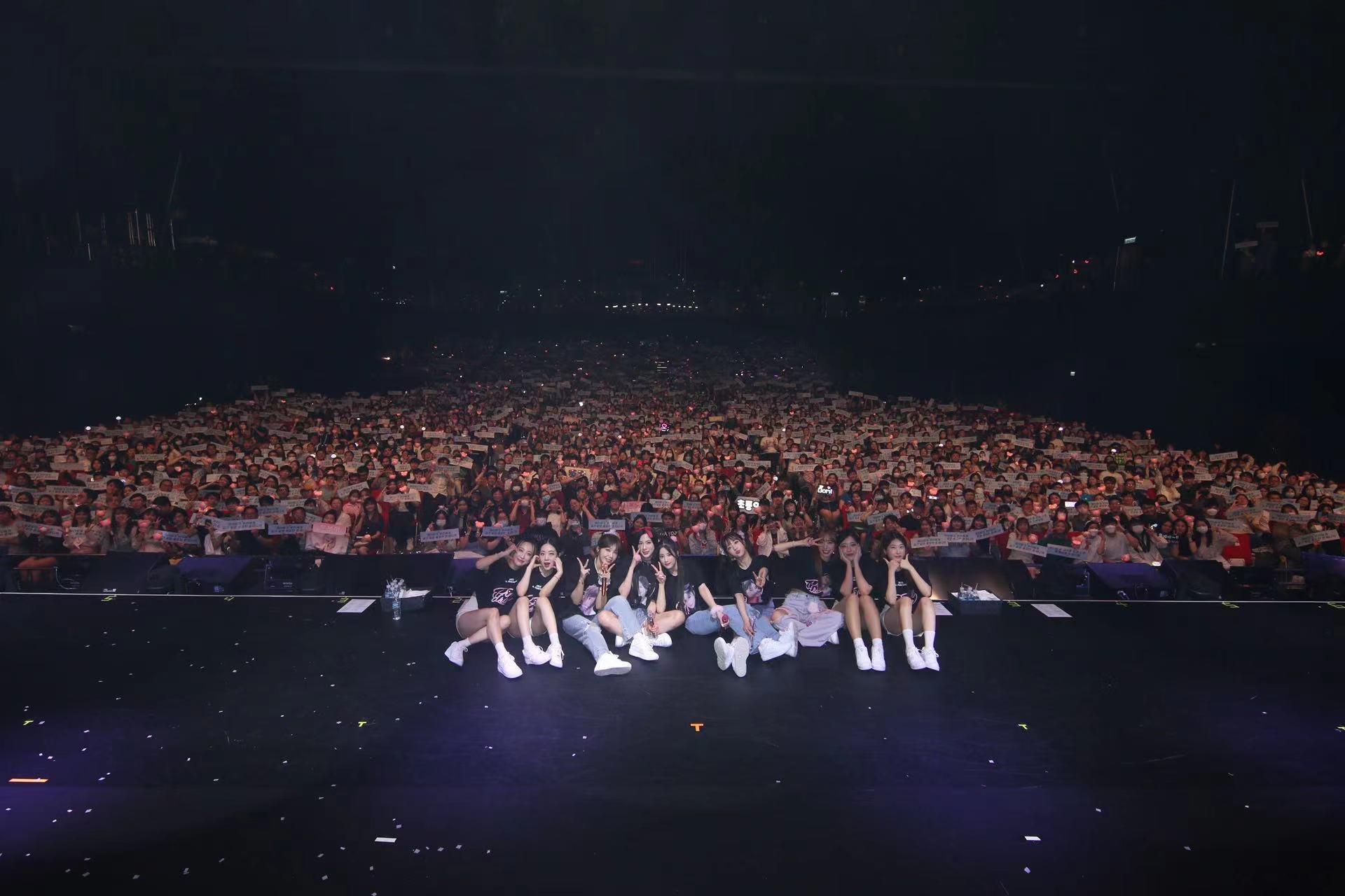 韓國女團Apink在九龍灣國際展貿中心STAR HALL舉行巡演香港站。