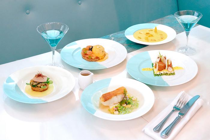 不少女孩子都鍾情於Tiffany & Co.這個品牌,生日飯若然安排在旗下的Tiffany Blue Box Cafe定必更開心。