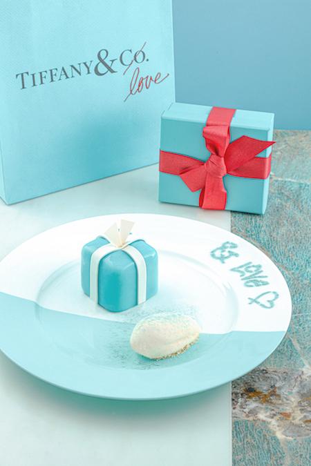 只要生日前來惠顧即可享一份免費的迷你Blue Box Cake。