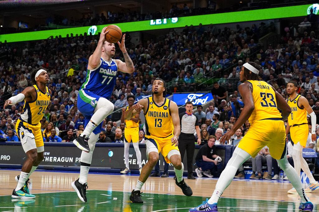 NBA︱艾榮當錫連線無力 獨行俠主場以122:124負於溜馬 (美聯社)