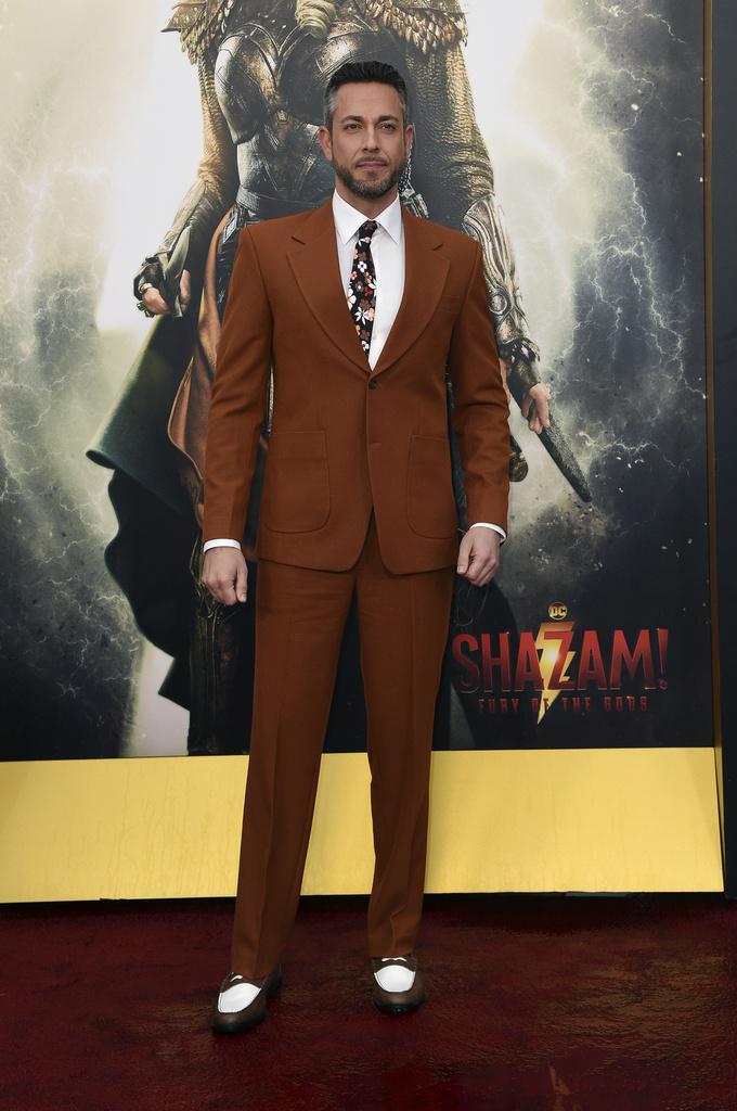 主角薩克利列維展開造勢之行,出席洛杉磯辦首映活動。