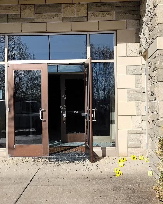 田納西校園槍擊