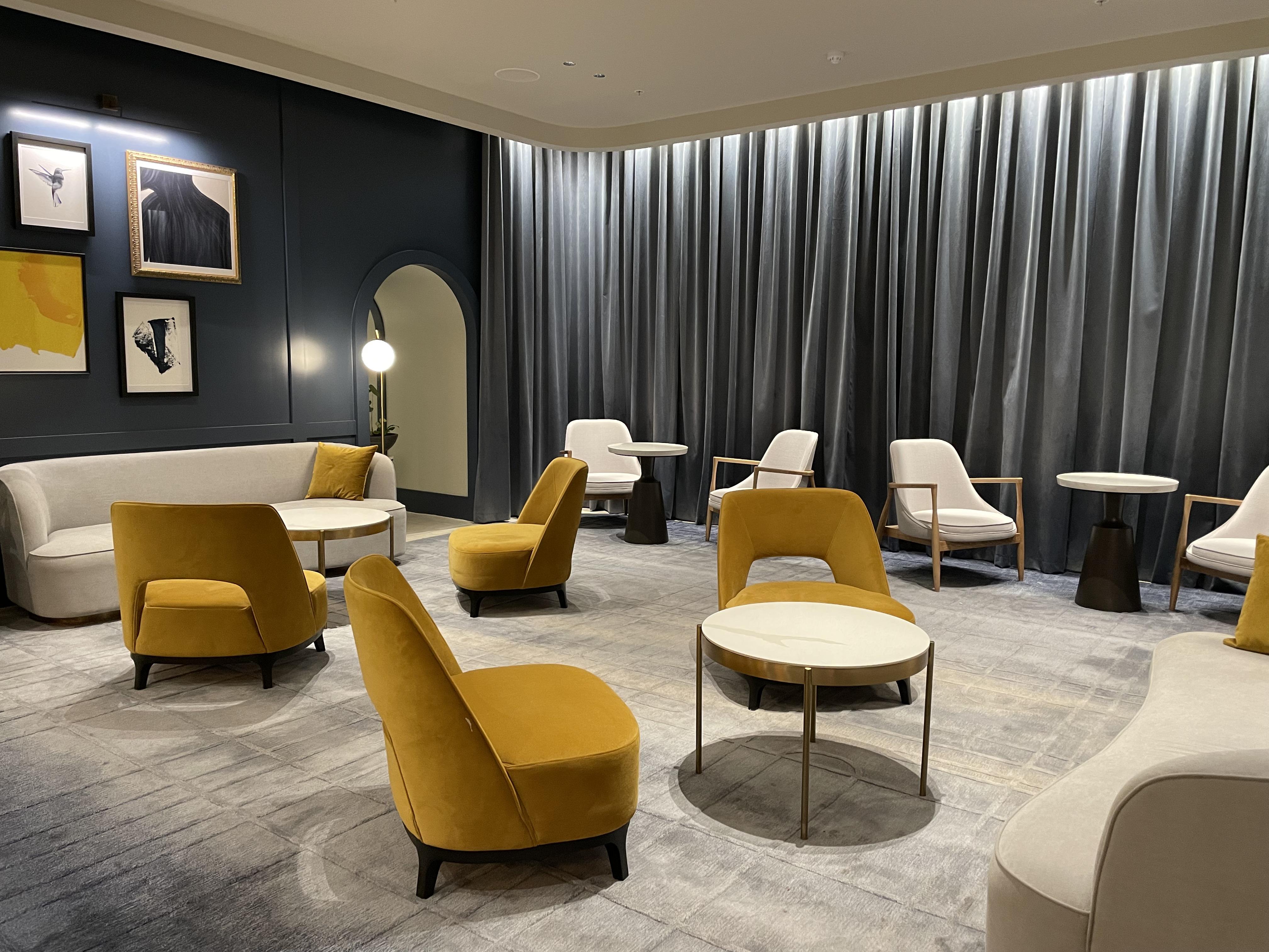 在等待check-in的時候,可在大堂空間休息。