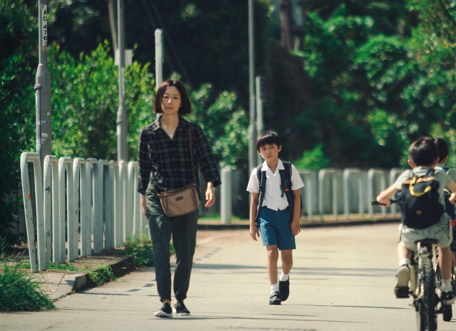 《流水落花》影評│鄭秀文演出動人 影片主題突出
