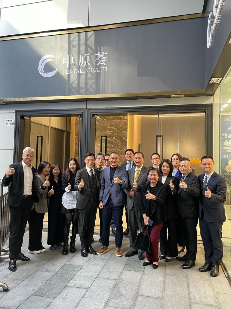 中原地產夥長實於深圳舉行港深地產交流會,並將於深圳開設「波老道21號」旗艦店,推廣及銷售該豪宅項目。