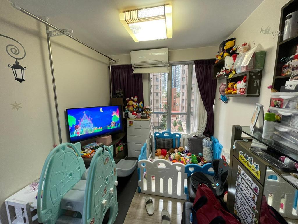 單位位於低層,但景觀清靜開揚。(代理提供)