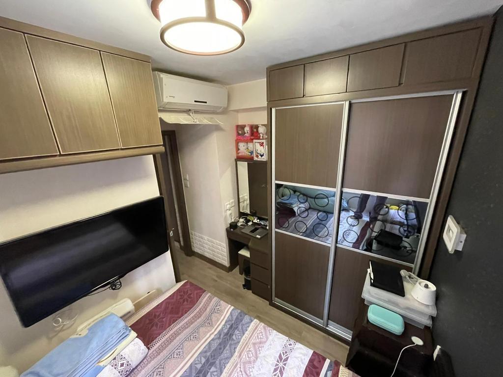 主人房空間四正實用,附設不少儲物櫃。(代理提供)