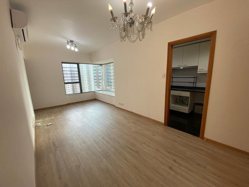 長方形開則大廳,間隔實用,裝修亦新淨企理。(代理提供)