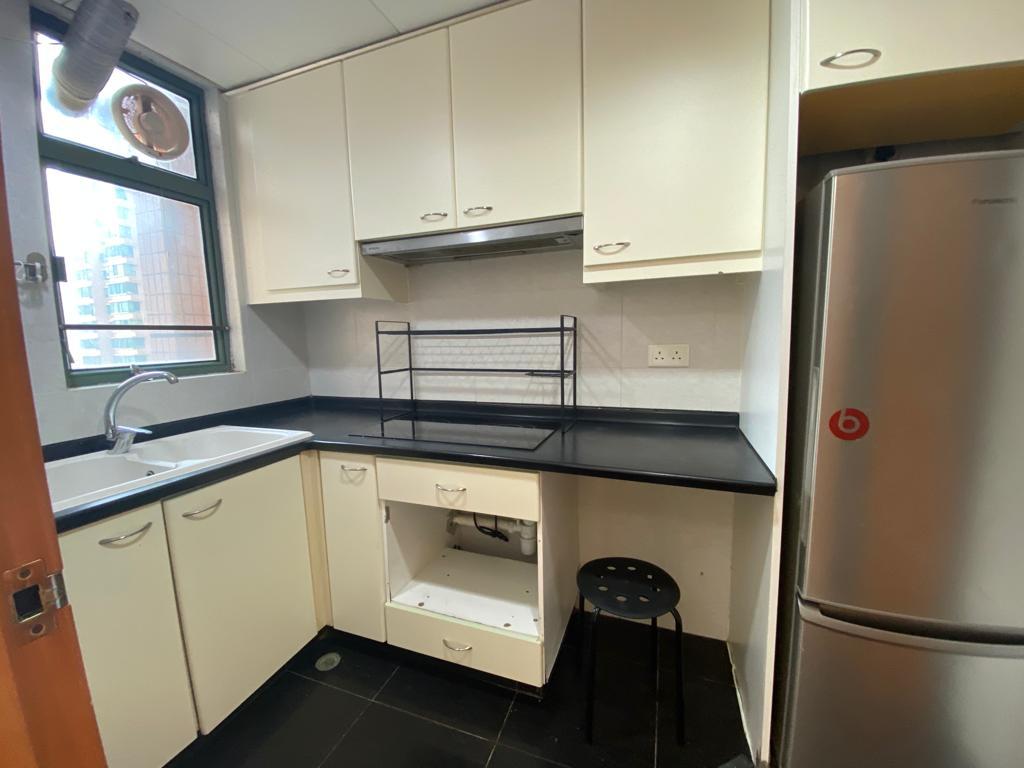 廚房空間闊落,十分實用。(代理提供)