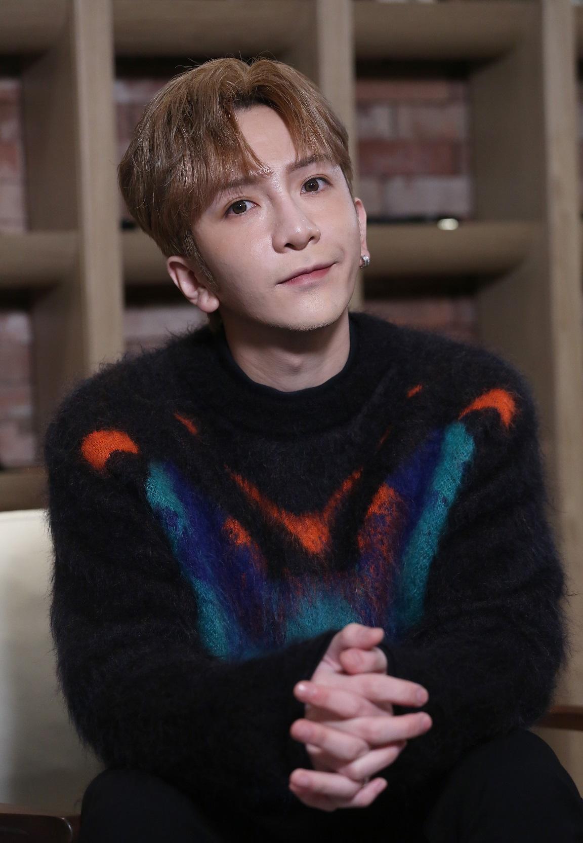 Anson Lo推出跳唱快歌《Money》,接受傳媒訪問。(董立華攝)