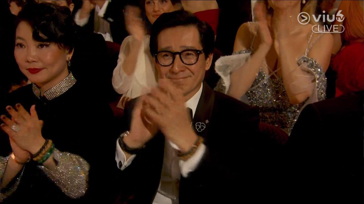 關繼威與妻子一同出席奧斯卡頒獎禮。