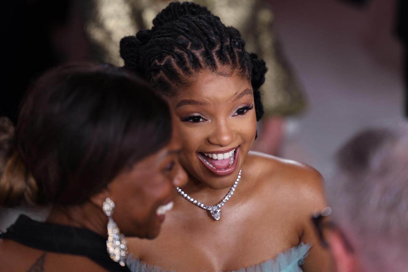 《美人魚》(The Little Mermaid)22歲非裔女星Halle Bailey。