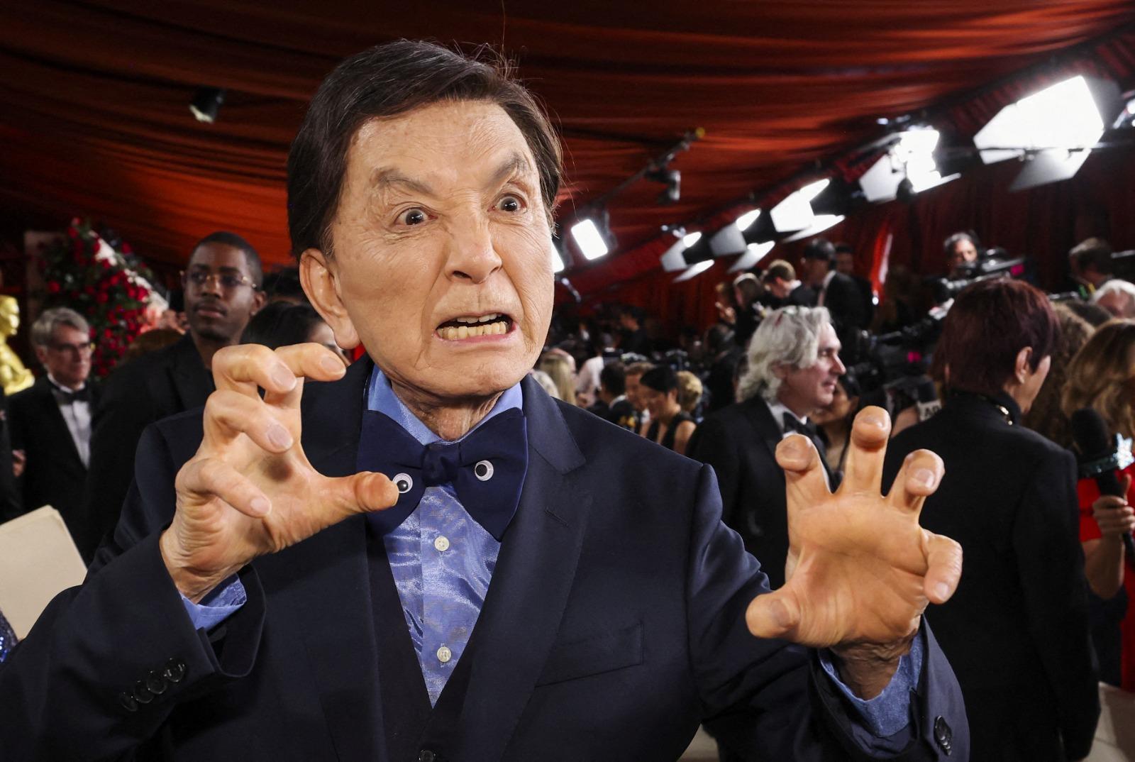 94歲的華裔演員吳漢章