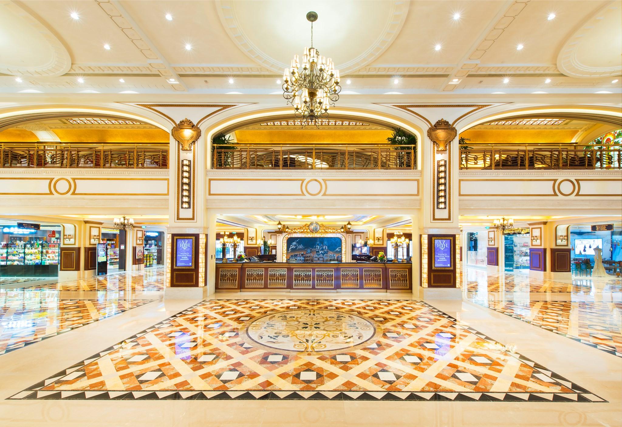 採用18世紀布拉格主題設計。