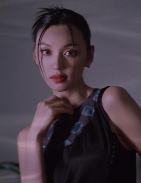 王丹妮排第八。