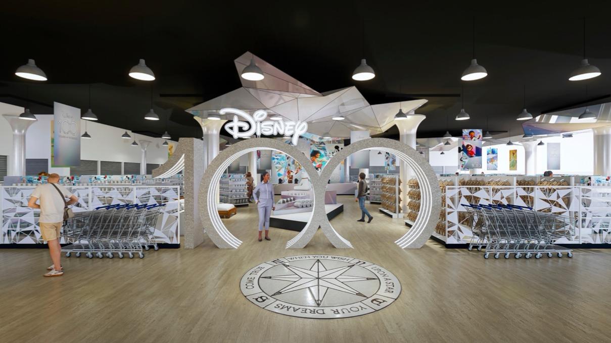 DISNEY MERCHANDISE HALL
