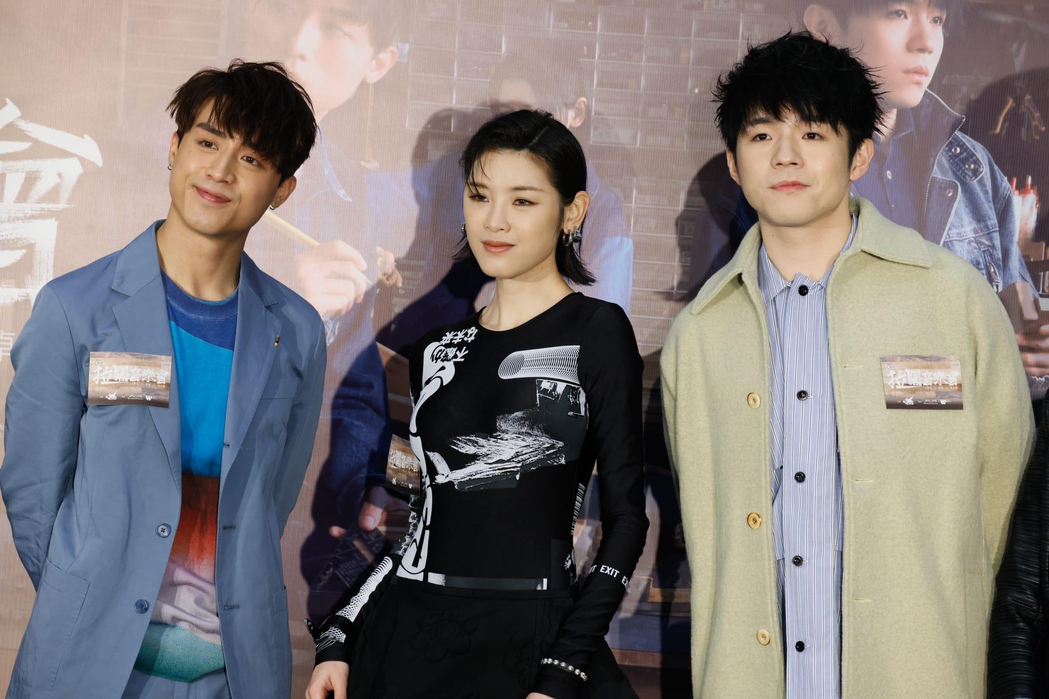 陳卓賢、江𤒹生、陳蕾現身銅鑼灣時代廣場舉行的記者會。 (蘇文傑攝)