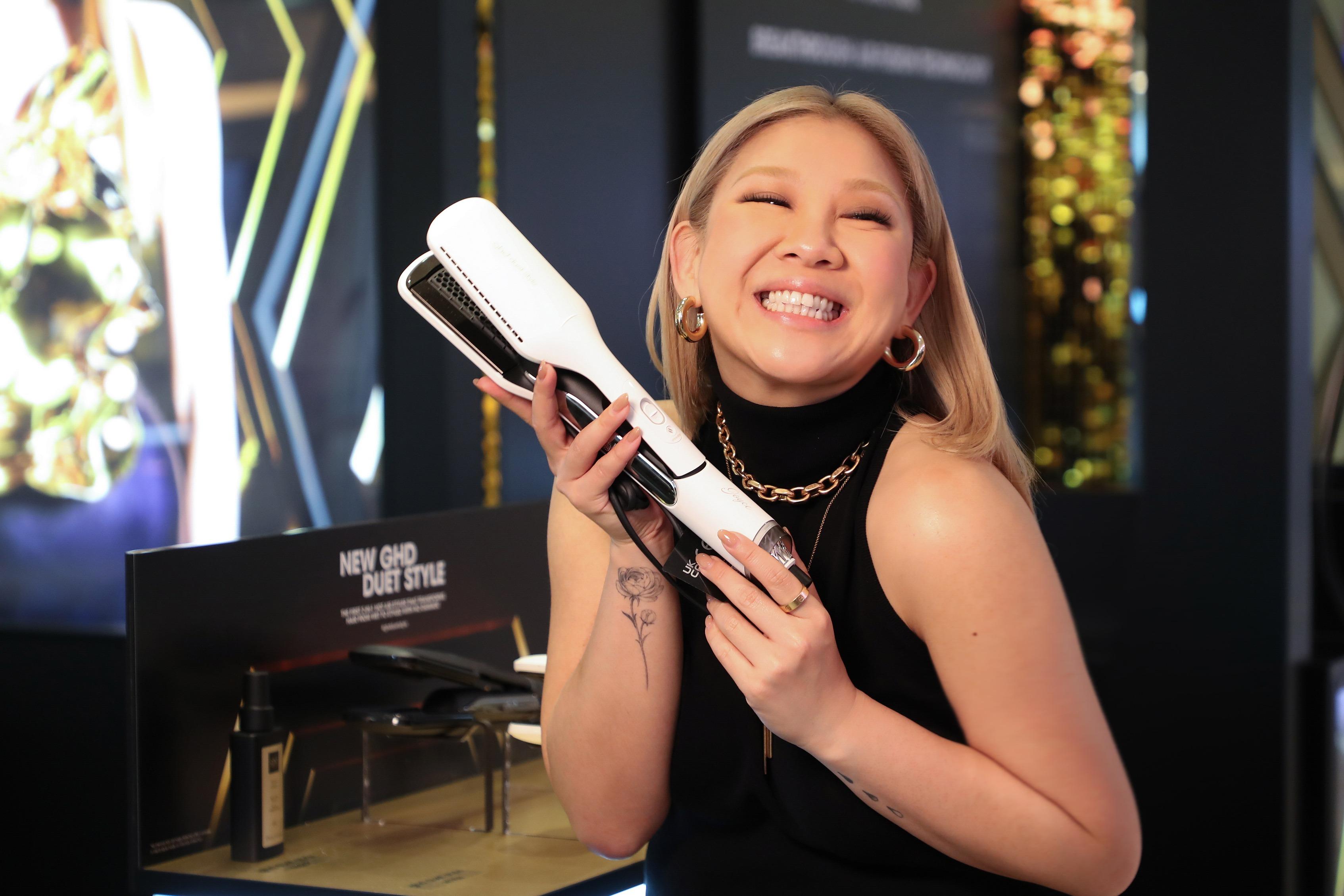 Joyce 鄭欣宜到「限定體驗店」率先體驗及分享全新DUET STYLE。