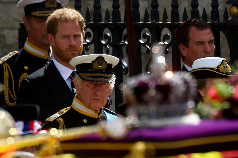 查理斯及亨利出席女王國葬。(資料圖片)