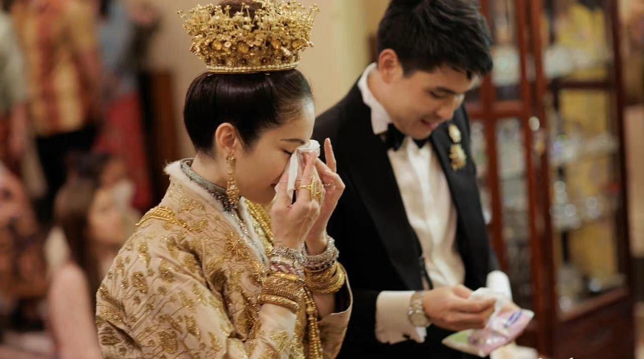 Poyd在婚禮上一度感觸落淚。