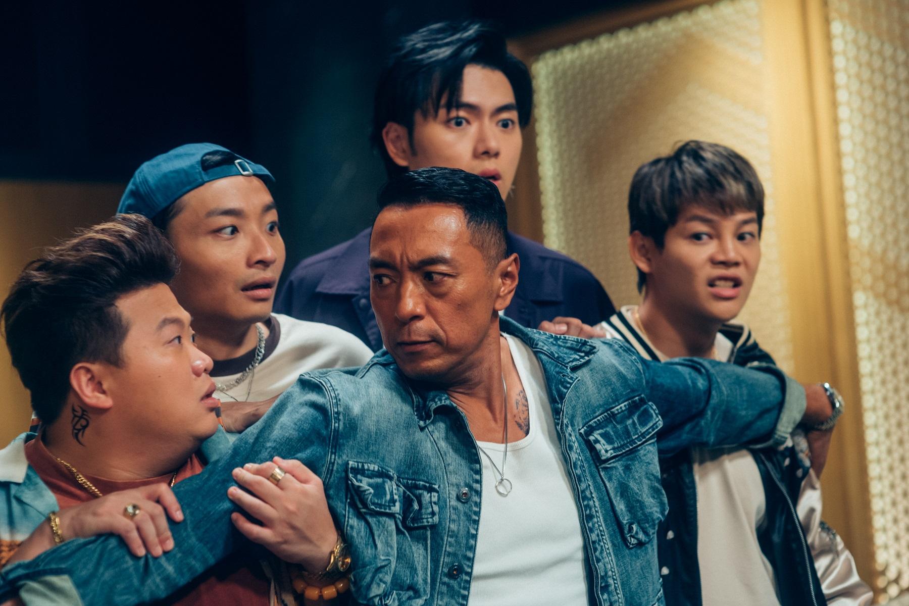 姜皓文與ERROR四子首次合作拍劇,日日開心到唔想收工。(《極度俏郎君》劇照)