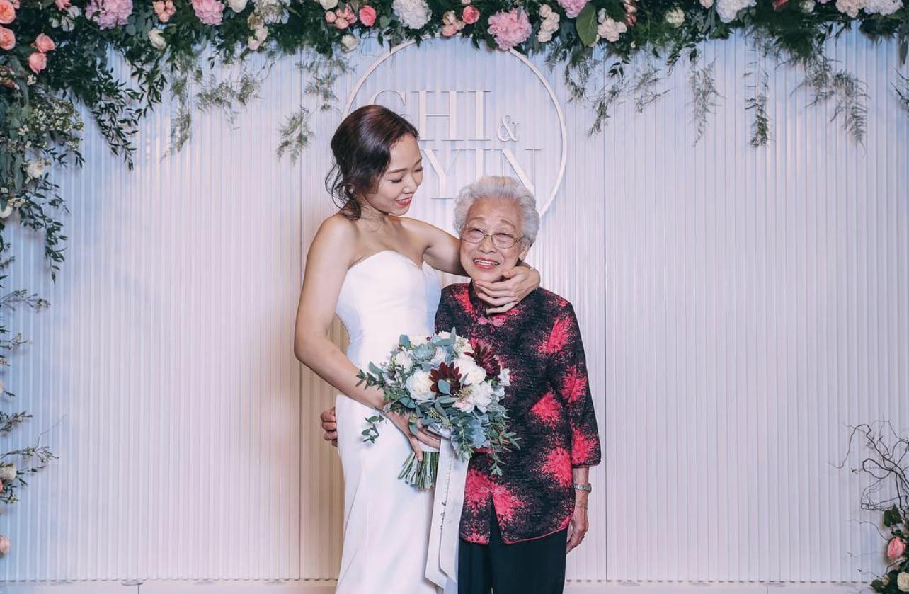 卓韻芝於2018年9月舉行婚禮,由外婆證婚。(IG圖片)