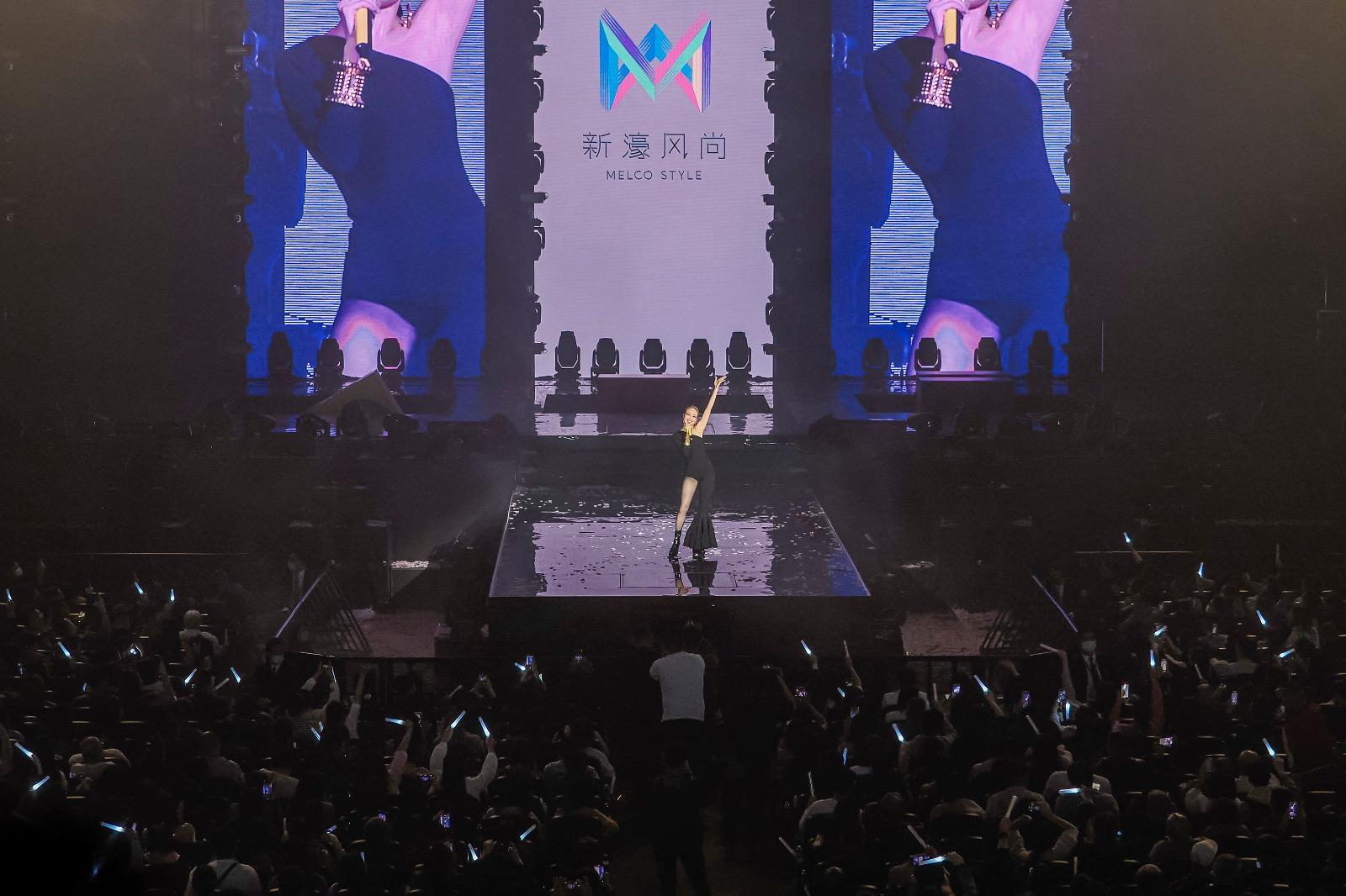 容祖兒一連八場《新濠巨星系列容祖兒Eternity演唱會》於4月1日在新濠影匯綜藝館開鑼。