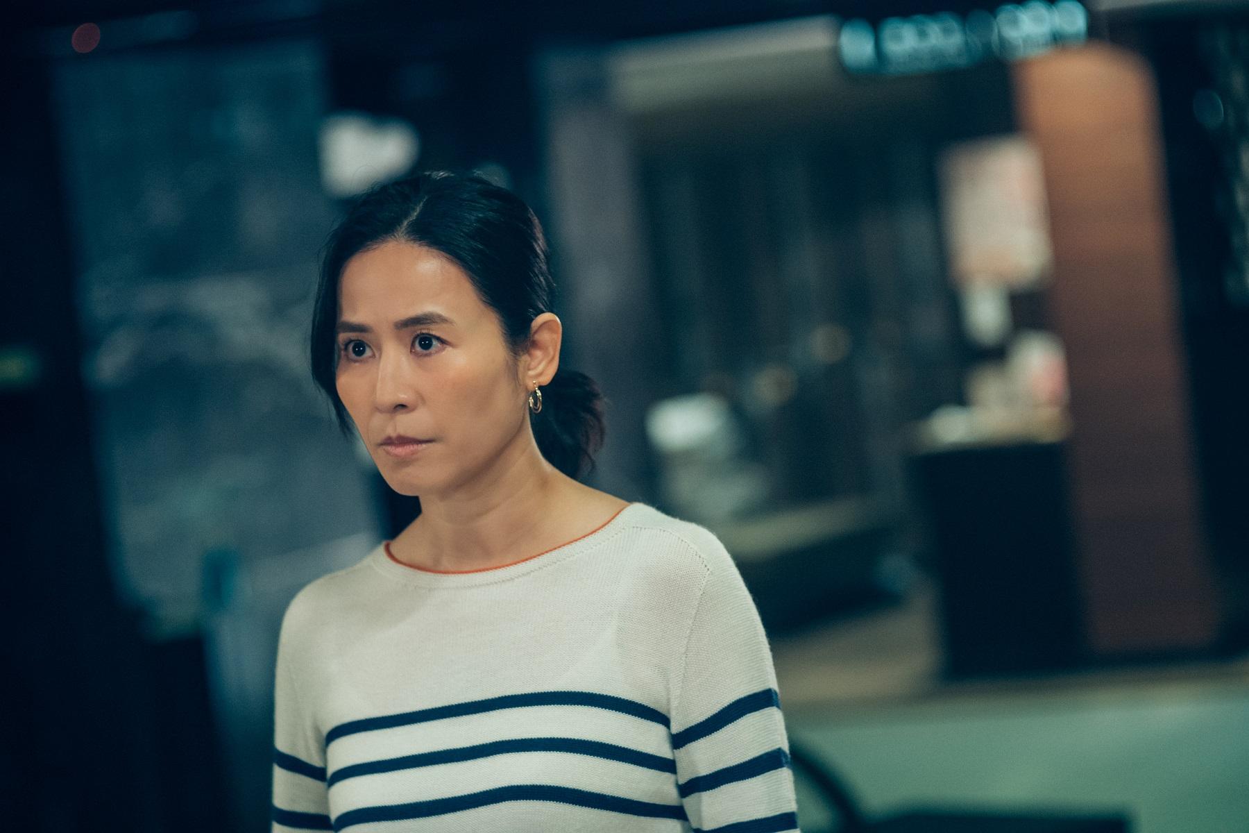 宣萱日日被保錡追問包養問題。(《極度俏郎君》劇照)