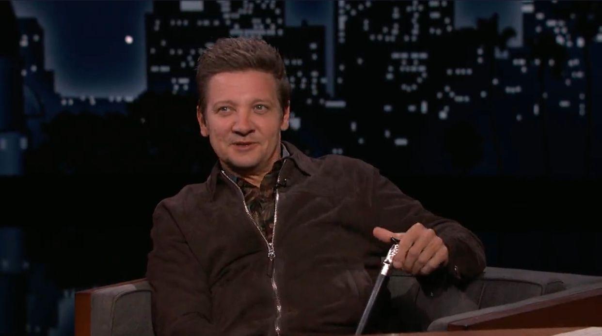 「鷹眼」的謝洛美維納亮相Jimmy Kimmel節目受訪。