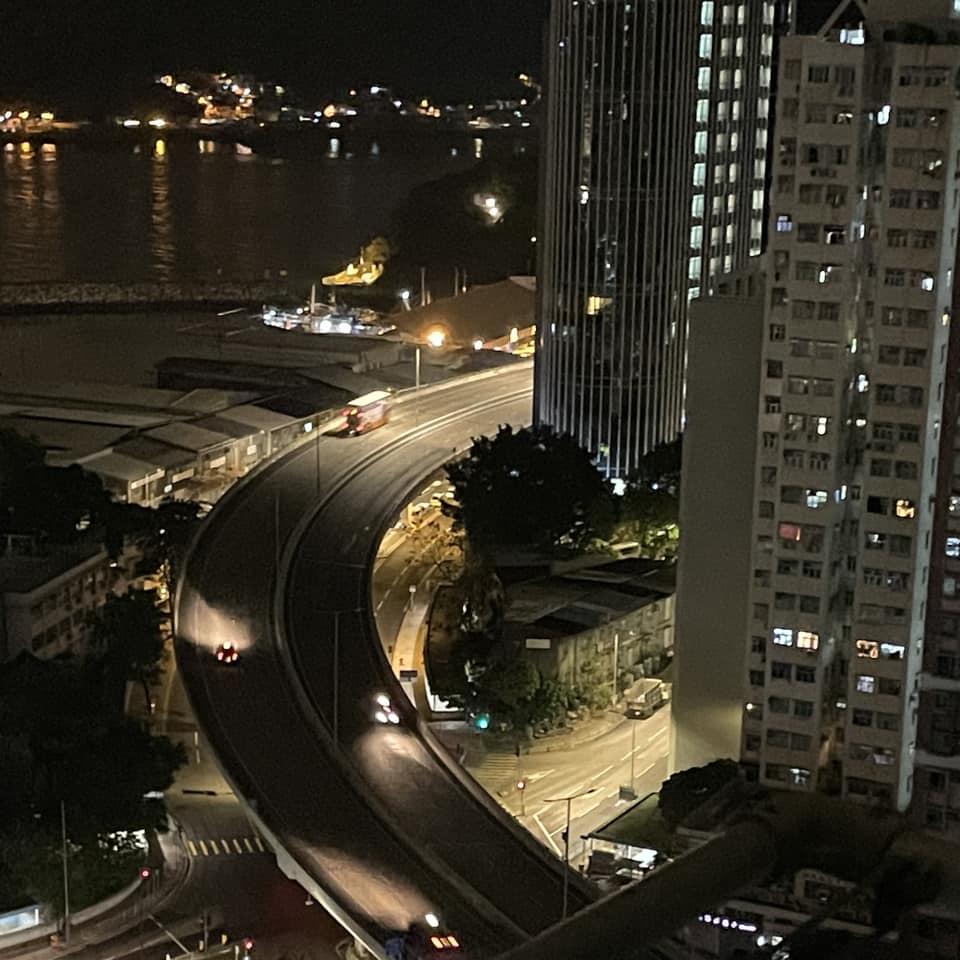 東區走廊停電。(筲箕灣西灣河關注組@FB)