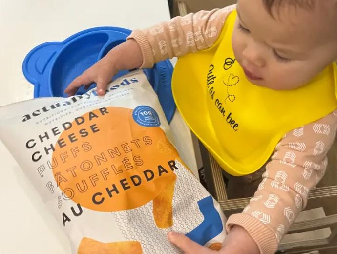 如今,她決定在三餐加入其他可食用昆蟲,例如螞蟻、蚱蜢和蠕蟲。(網上圖片)