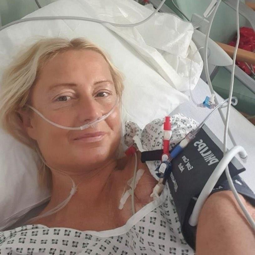 Lucy接受移植手術後。(FB)