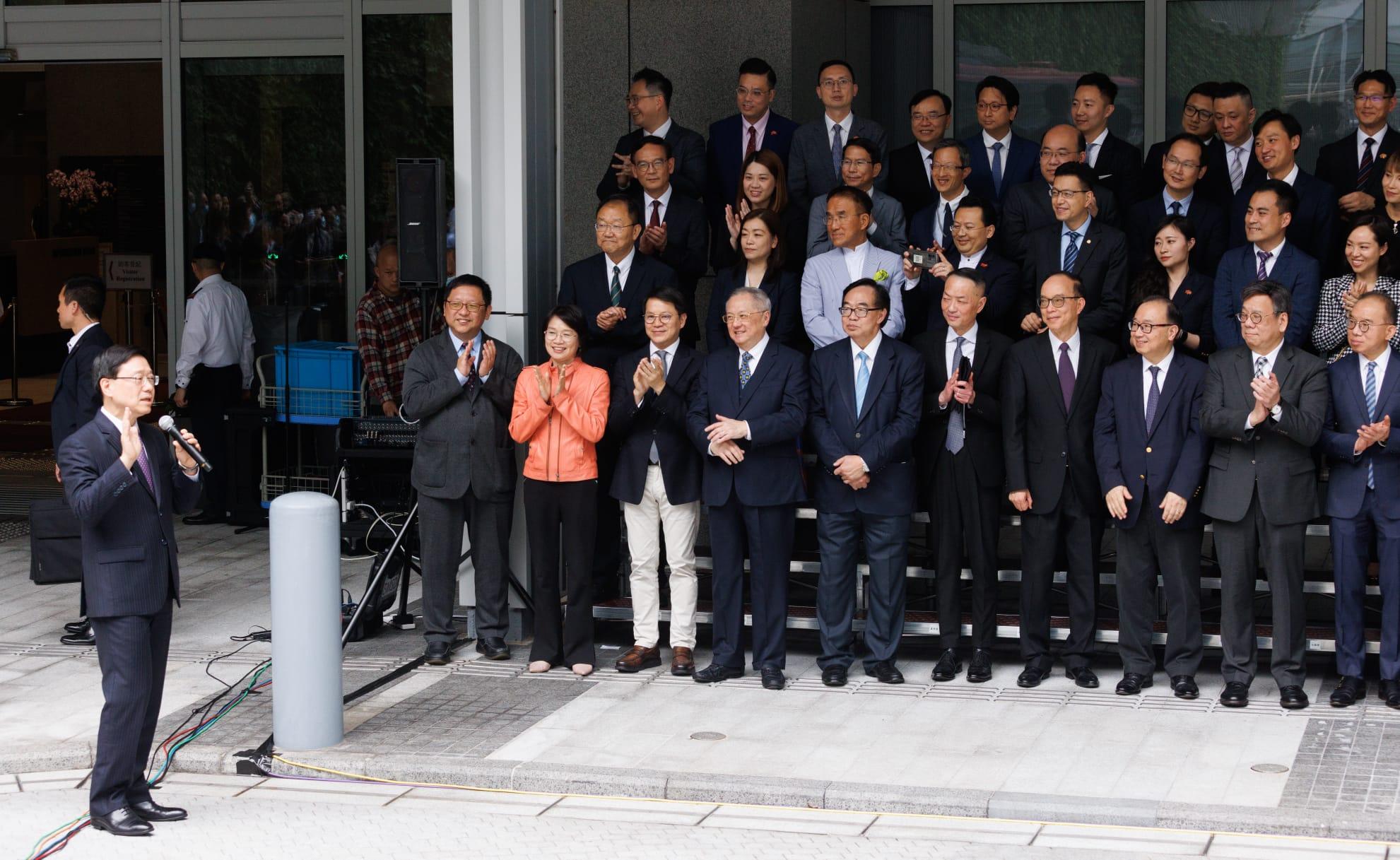 李家超稱,今次大灣區訪問團創下「三個第一」。(蘇文傑攝)