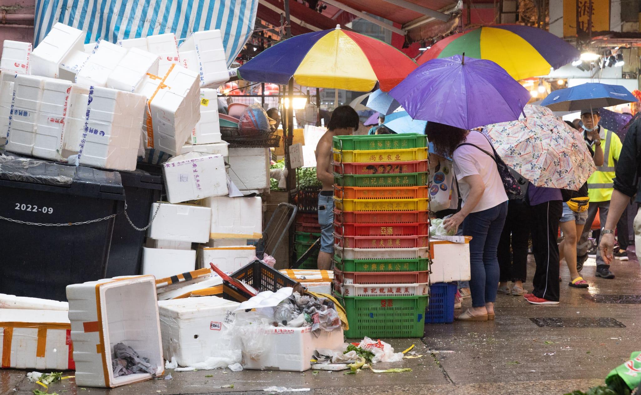 消息指,行會通過店舖阻街罰款增至6,000元。(蘇文傑攝)