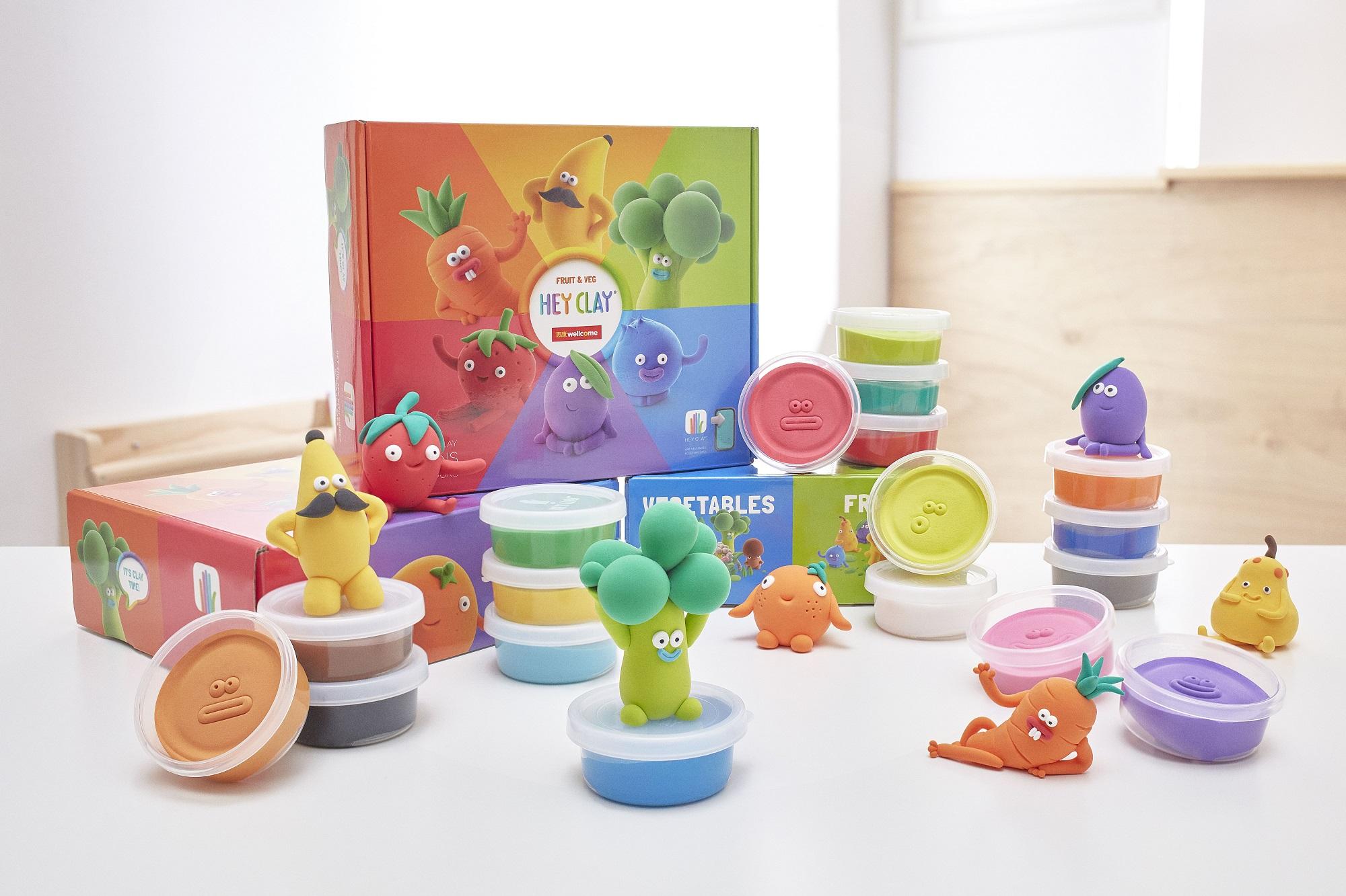 小朋友盡情發揮想像力,揉捏不同的角色造型。