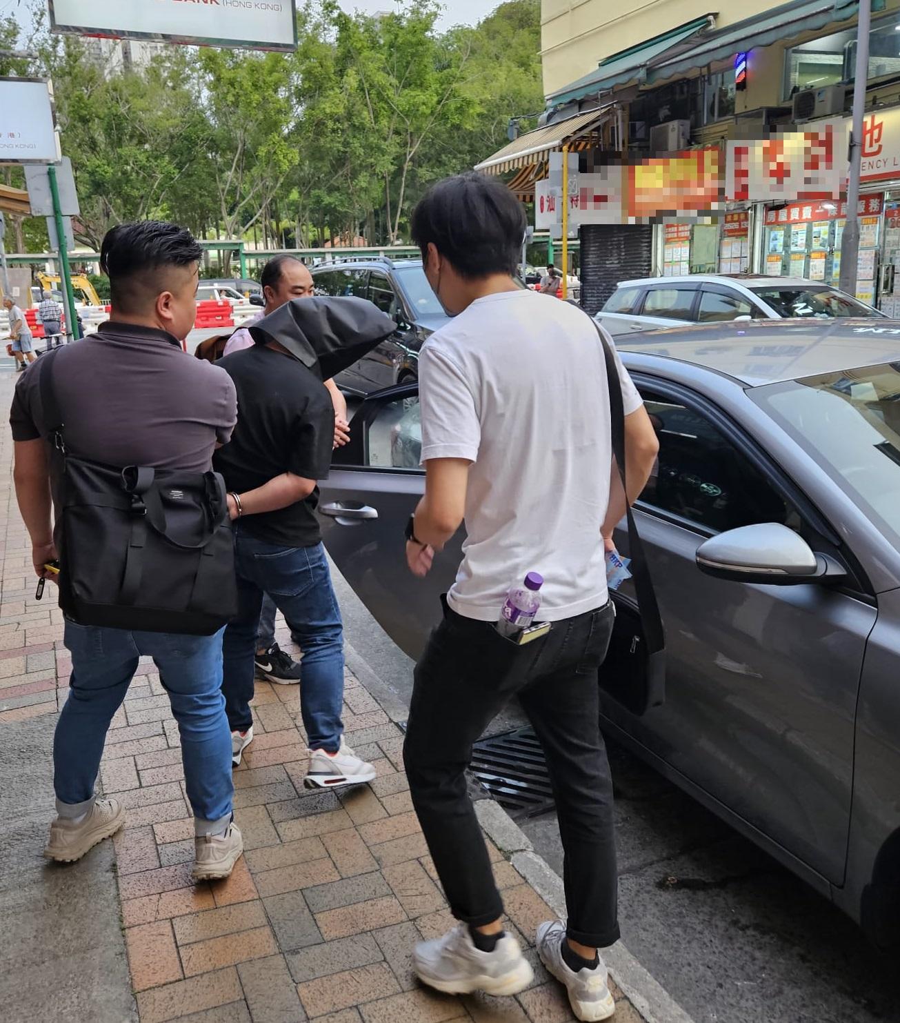 內地女上水兜搭放蛇警員 男同黨趁機偷金鏈雙雙落網